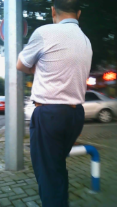 中年polo衫蓝西裤皮带2胖熊图片