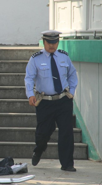 中年制服皮鞋皮带领带蓝衬衫黑西裤